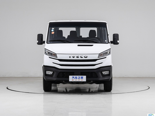 Vehículo MPV con pantalla táctil multifunción para el transporte de pasajeros y mercancías Iveco Diesel