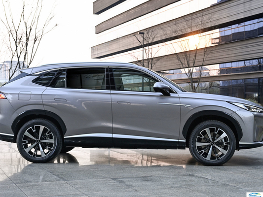 Experimenta el futuro del transporte con el vehículo energético del SUV ROEWE 2024D7X DMH
