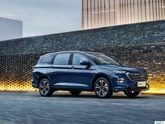 Actualice su flota con el Wuling Kaijie Hybrid Plug-In Hybrid, el mejor vehículo eléctrico de pasajeros.
