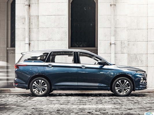 Actualice su flota con el Wuling Kaijie Hybrid Plug-In Hybrid, el mejor vehículo eléctrico de pasajeros.