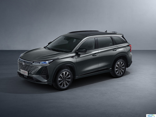 2024 Changan CS75plus 1.5T SUV Acorazón de techo de aleación de aluminio Carro de pasajeros de combustible de gasolina