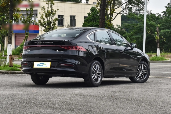 Velocidad máxima 185Km/h BYD Qin Plus Dm-2024 Dm-I Glory Versión 55Km Más allá del sedán PHEV