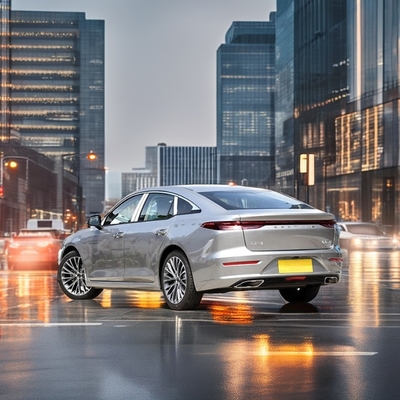 2024 Faw Besturn Bestune B70 Disco delantero Disco trasero Hatchback Venta al por menor Ride-On Automóvil
