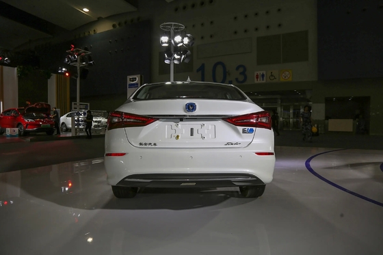 Llegar por delante de la competencia con el Changan Eado EV460 2024 Limousine Un vehículo energético