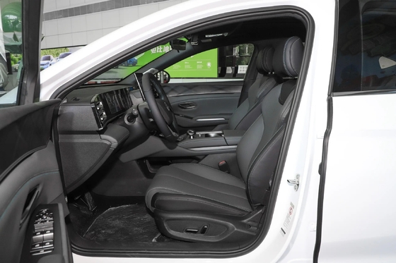 BYD Híbrido de Energía Limpia Qin L Dm-I-2024 Limousine Un automóvil Phev de tamaño mediano con sistema de doble motor