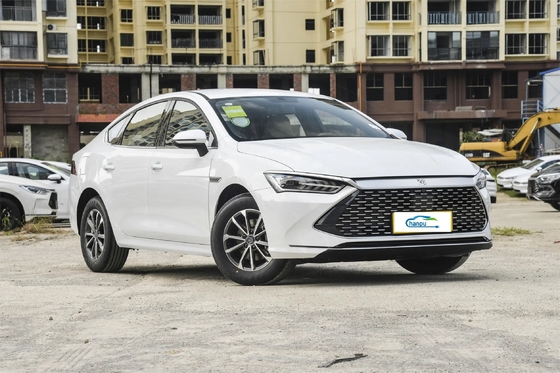 BYD Electric Qin Plus Dm-2024 Dm-I Honor Versión 55Km Compacto PHEV Coche con puerta giratoria