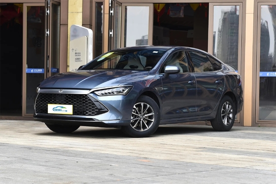 BYD Electric Qin Plus Dm-2024 Dm-I Honor Versión 55Km Compacto PHEV Coche con puerta giratoria