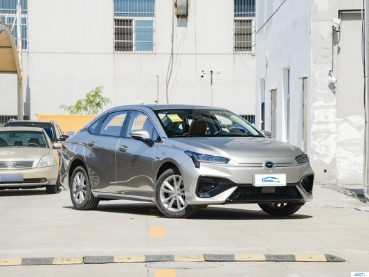 Control S-2023 Modelo 580 Coche de pasajeros SUV compacto Vehículos eléctricos chinos para Aion