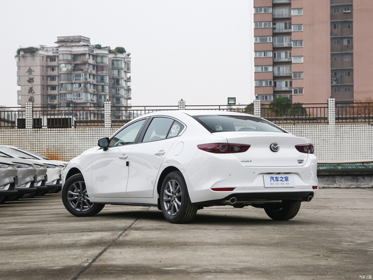 2023 Mazda 3 Axela 1.5L Edición manual Sedan SUV de gasolina con faros LED de China