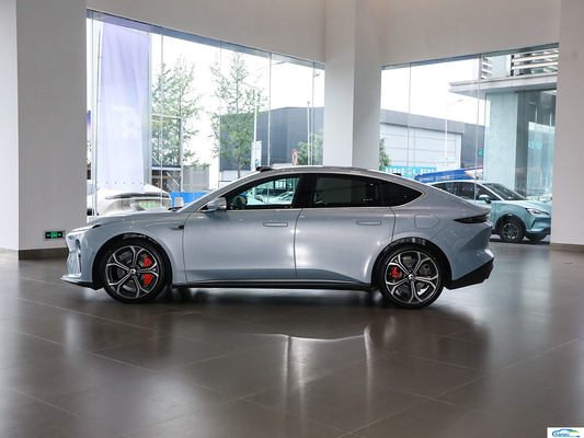 Compacto SUV con motor moderno Et5-2024 75Kwh Carro de paseo SUV Vehículo de automóvil eléctrico para Nio
