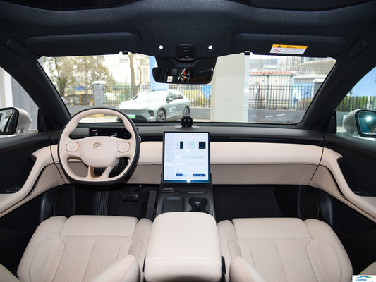 Sistema de audio inteligente de estilo turístico de 75Kwh para vehículos eléctricos Nio ET5T-2024 SUV