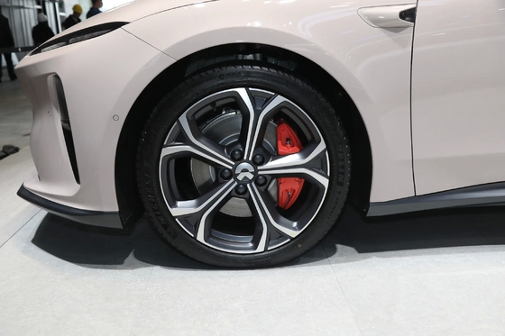 100Kwh Cuatro puertas Puerta oscilante Nio Et5-2024 Carro de paseo de cinco asientos Vehículos eléctricos