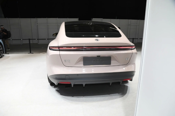 100Kwh Cuatro puertas Puerta oscilante Nio Et5-2024 Carro de paseo de cinco asientos Vehículos eléctricos