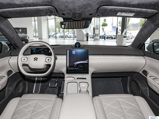 Carro de paseo eléctrico para Nio