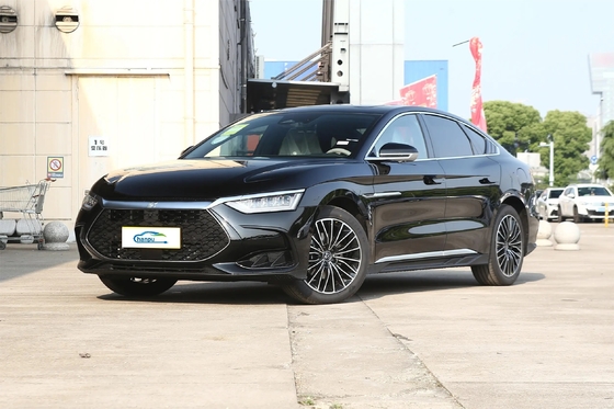 Vehículo de tamaño mediano Byd PHEV Dm-2024 Dm-I Honor Versión 121Km Privilege Tipo Características Limousina