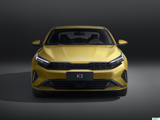 KIA K3 1.5L 1.4T Limousina de gasolina con ventana trasera eléctrica y una función de elevación de llave
