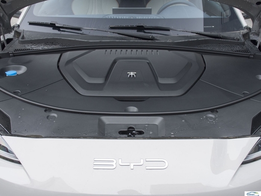 Tecnología de calefacción SUV eléctrico 175km/h Velocidad máxima 5 puertas 5 asientos SUV con 5 estrellas de seguridad