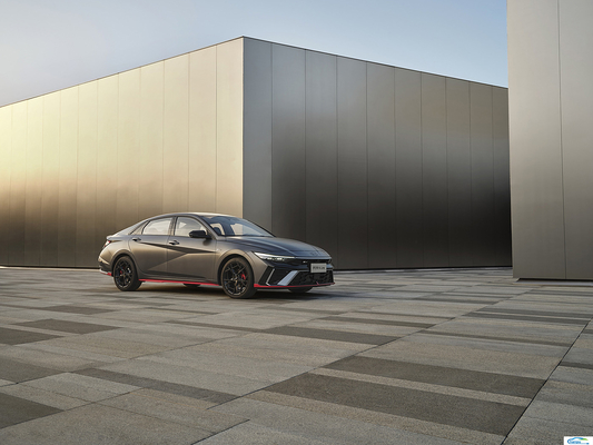 2023 Hyundai Elantra Limousine 5 asientos FWD asientos de cuero El coche de pasajeros líder de la gasolina