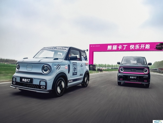 Sistema de mini hatchback personalizado de Geely Electric Car con iluminación y sensores mejorados