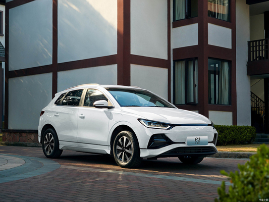 Chongqing Hanpu Automobile BYD E2 eléctrico sedán con transbordador asequible y energía-
