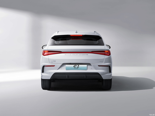 Chongqing Hanpu Automobile BYD E2 eléctrico sedán con transbordador asequible y energía-