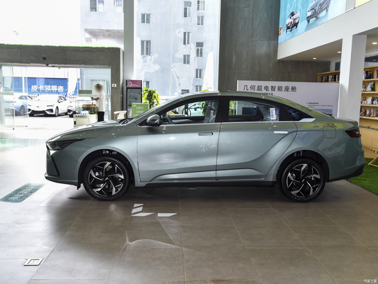 2024 Geely G6 Geometry 410KM 520KM 5 asientos EV Sedan Vehículo eléctrico de energía china
