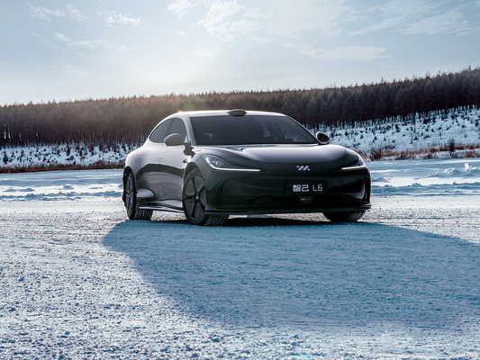 650KM-780KM Range 4WD SUV eléctrico con caja de cambios automática ZHIJI L6 Vehículo energético